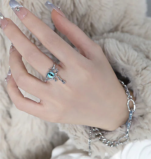 Devil's Eye Cat Ring